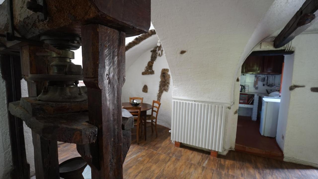 Villa Old Mill Pigna Exterior foto